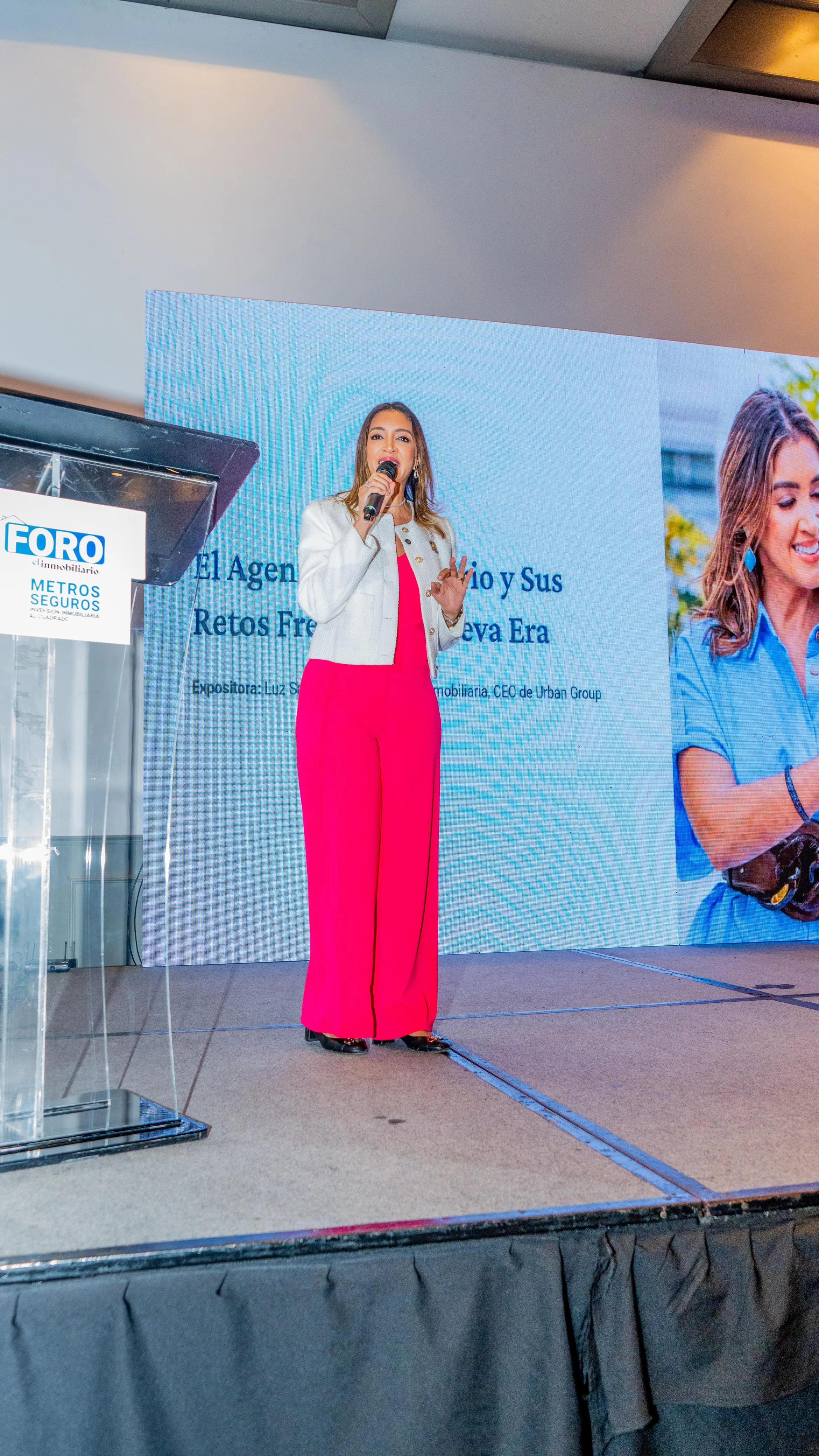 Retrato 3 de Luz Sarmiento